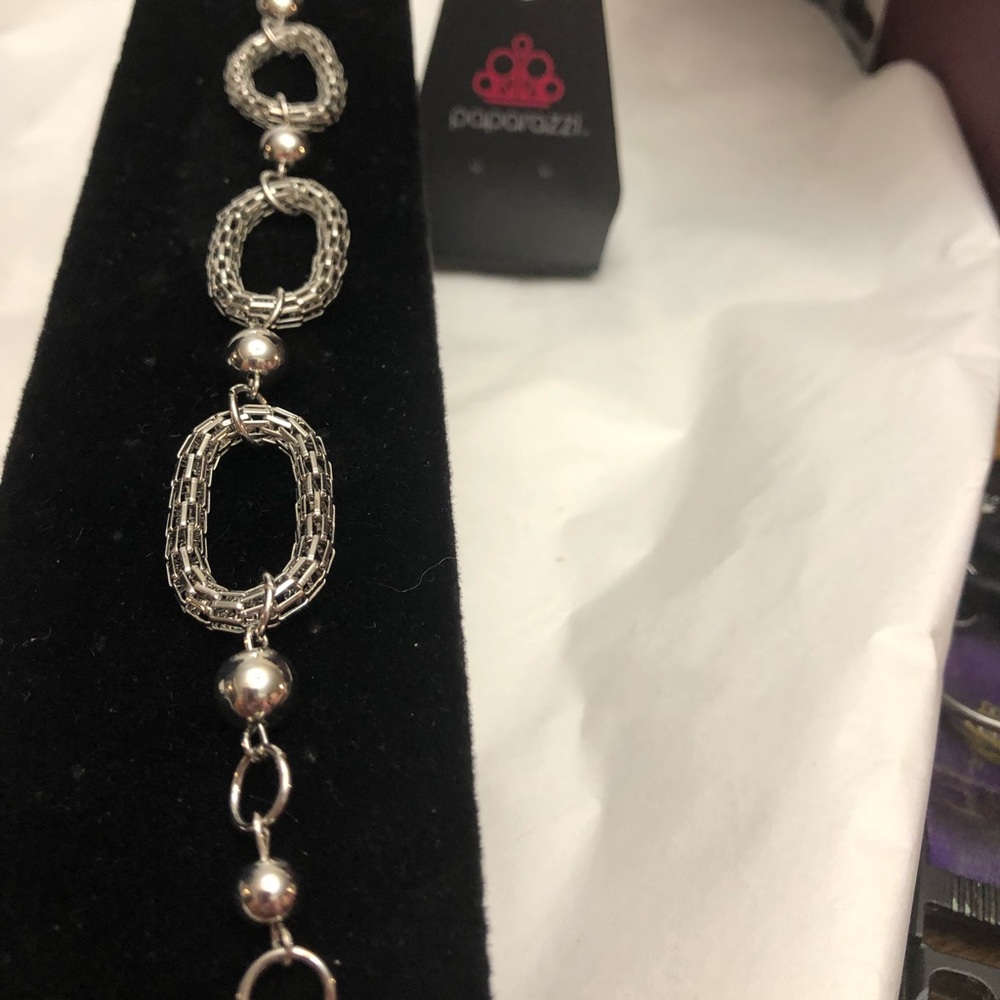 Fancy Silver paparazzi bracelet